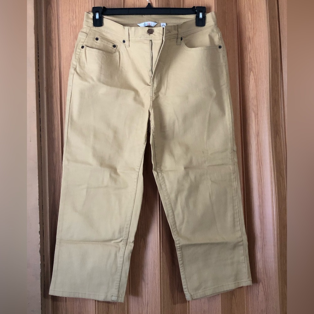 Capris